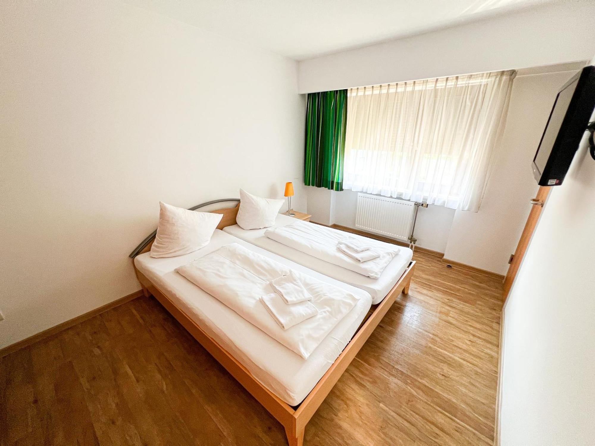 Euro Inn - Hotel لار المظهر الخارجي الصورة